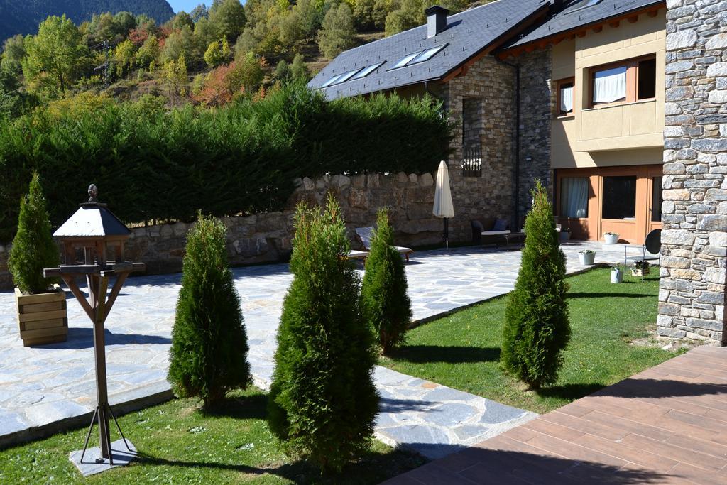 Alba D'Esteve. Casa Rural Espot Exterior foto